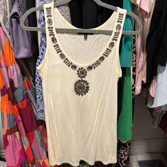 Express - size XS scoopneck Embellished Cream Tank Top - Picture 1 of 3